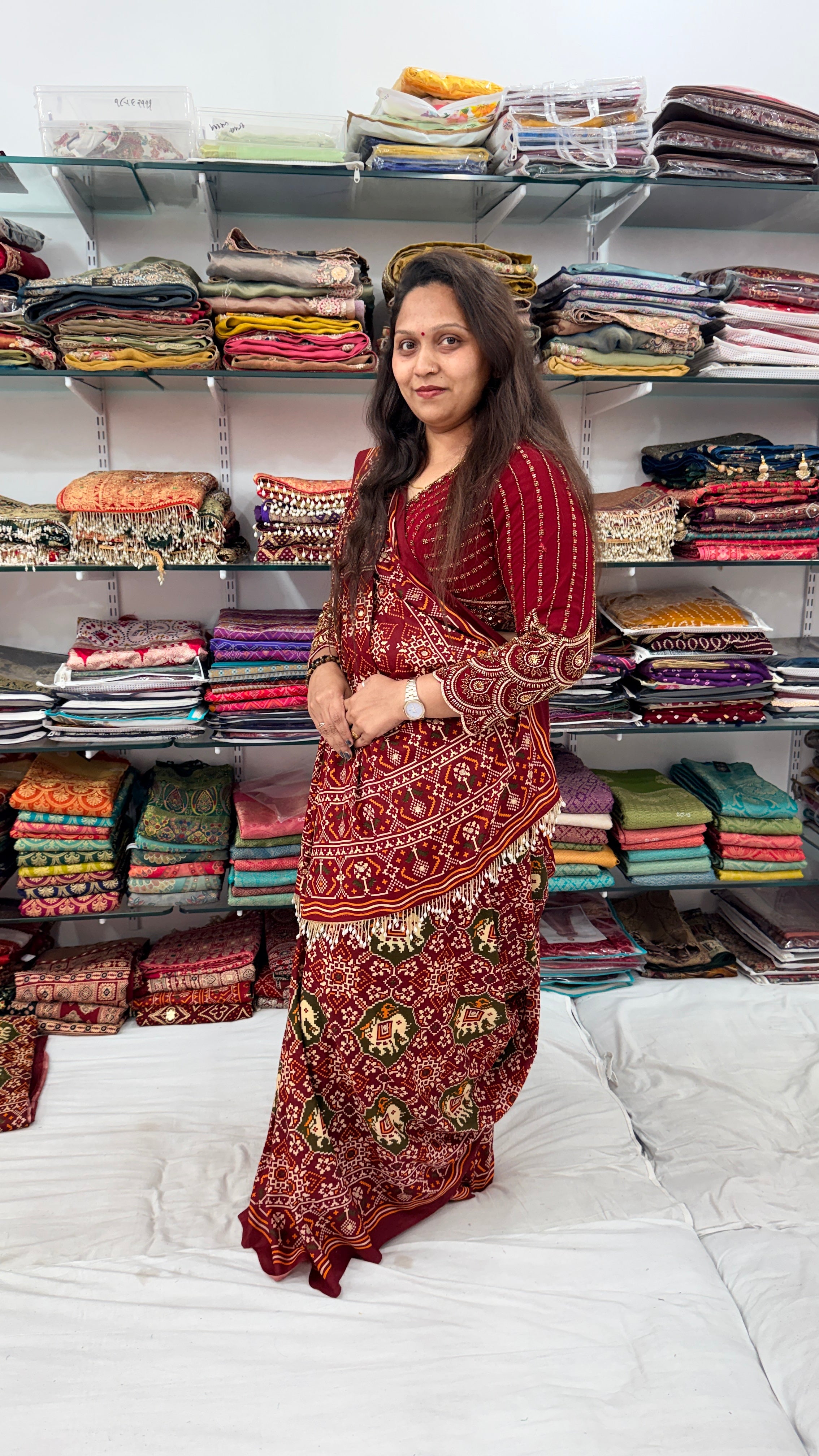 HATHI PATTOLA MAROON SAREE WITH HEAVY LATKAN
